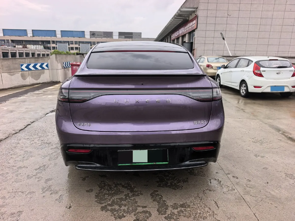 2025 Luxeed R7 REEV 156HP REEV 37KWH,autocango,china used car exporter,china ev exporter,chinese used car exporter,chinese used ev exporter