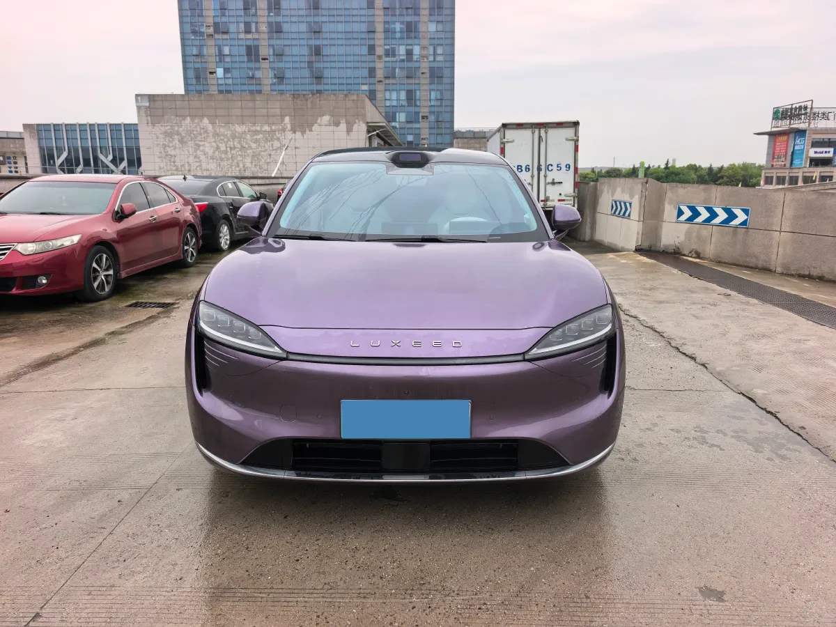 2025 Luxeed R7 REEV 156HP REEV 37KWH,autocango,china used car exporter,china ev exporter,chinese used car exporter,chinese used ev exporter