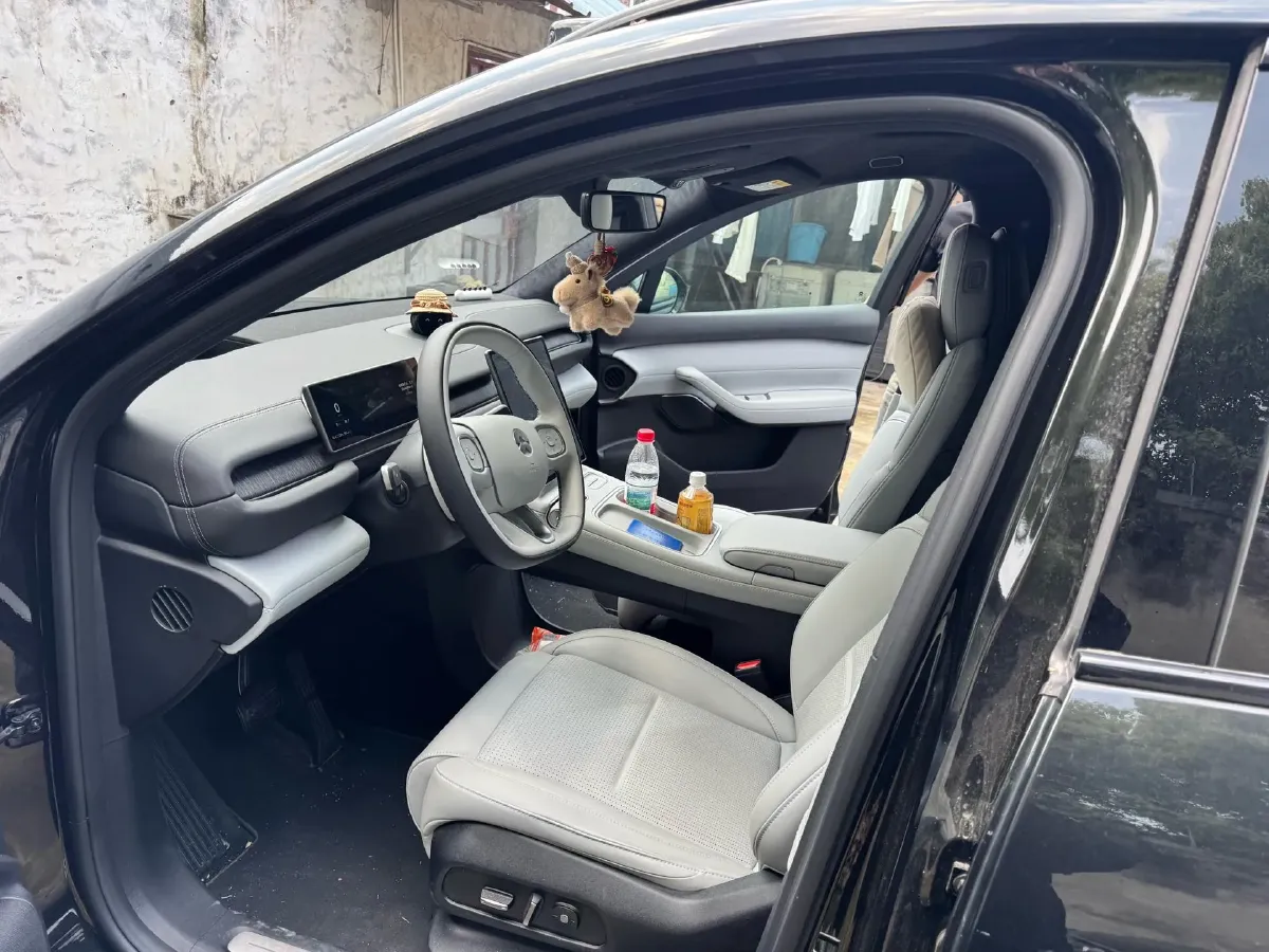 2024 NIO ES6 BEV 75KWH,autocango,china used car exporter,china ev exporter,chinese used car exporter,chinese used ev exporter