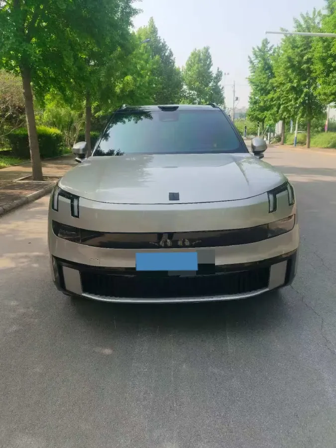 2025 LYNK&CO 900 2.0T 254HP L4 3DHT PHEV,autocango,china used car exporter,china ev exporter,chinese used car exporter,chinese used ev exporter