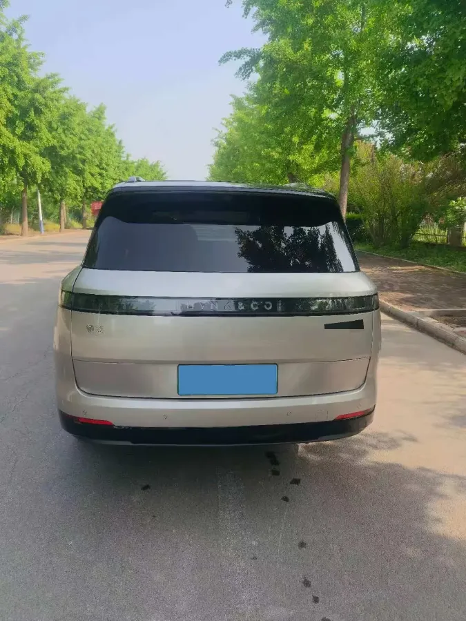 2025 LYNK&CO 900 2.0T 254HP L4 3DHT PHEV,autocango,china used car exporter,china ev exporter,chinese used car exporter,chinese used ev exporter