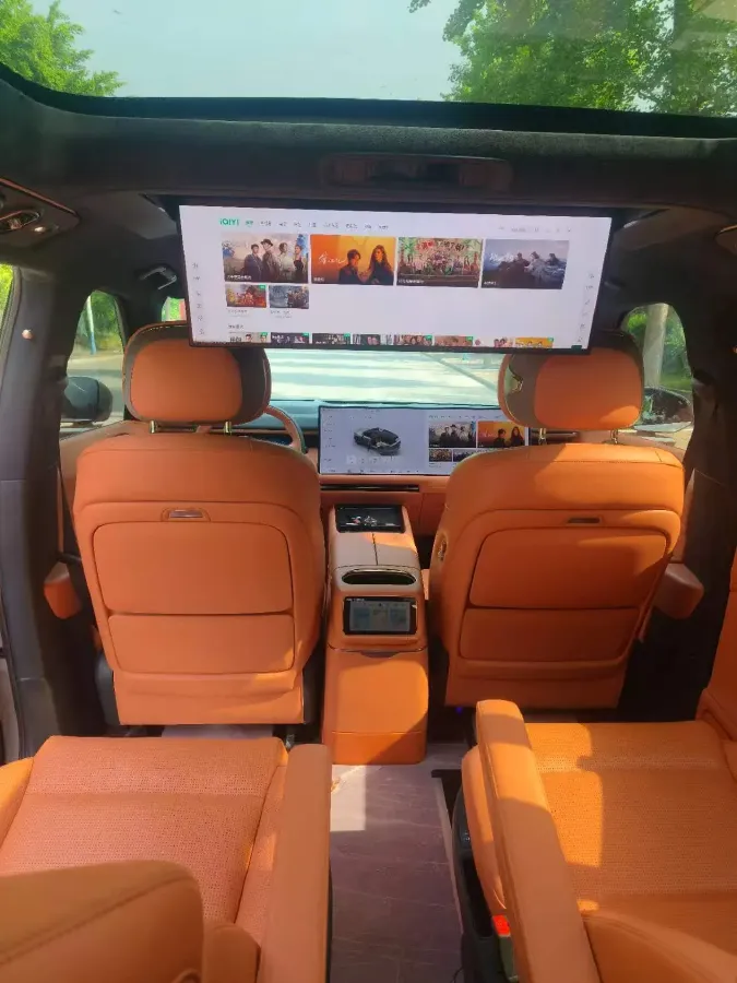 2025 LYNK&CO 900 2.0T 254HP L4 3DHT PHEV,autocango,china used car exporter,china ev exporter,chinese used car exporter,chinese used ev exporter