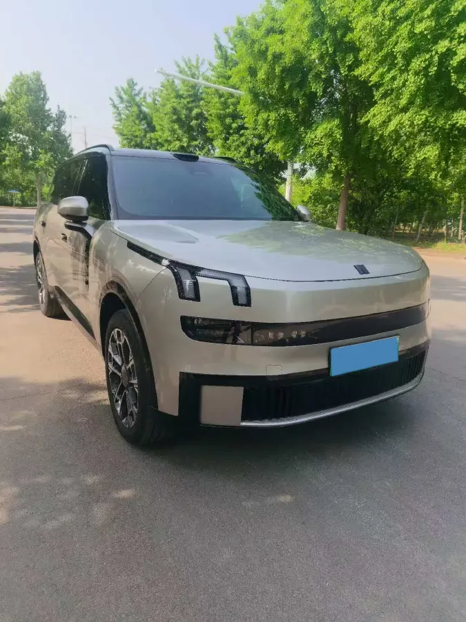 2025 LYNK&CO 900 2.0T 254HP L4 3DHT PHEV,autocango,china used car exporter,china ev exporter,chinese used car exporter,chinese used ev exporter