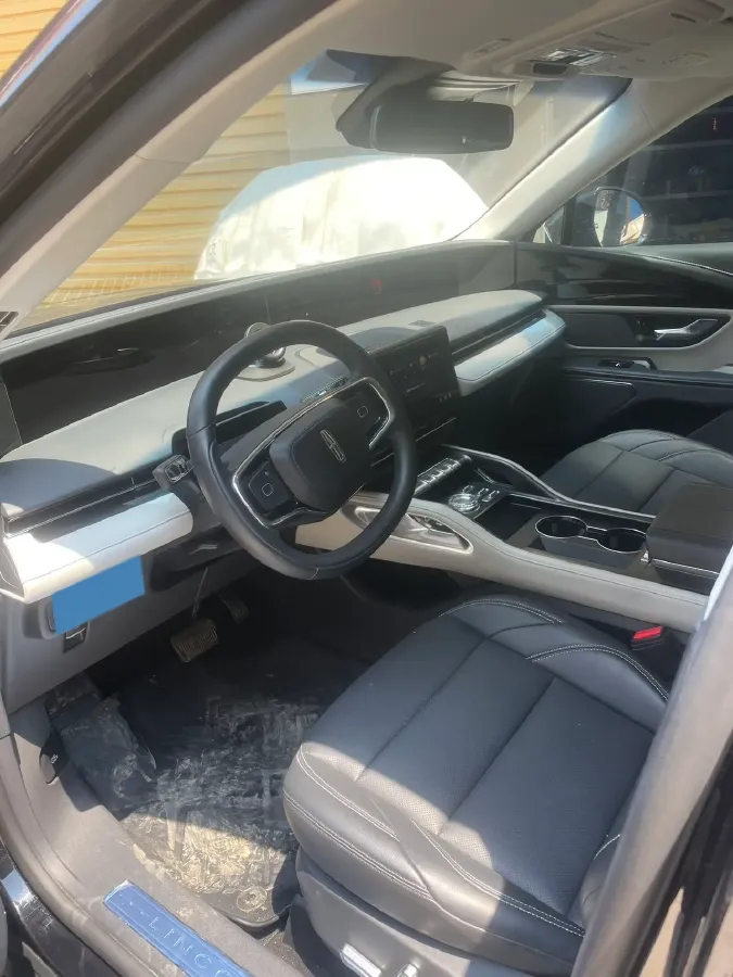 2023 Lincoln Nautilus 2.0T 261HP L4 8AT,autocango,china used car exporter,china ev exporter,chinese used car exporter,chinese used ev exporter