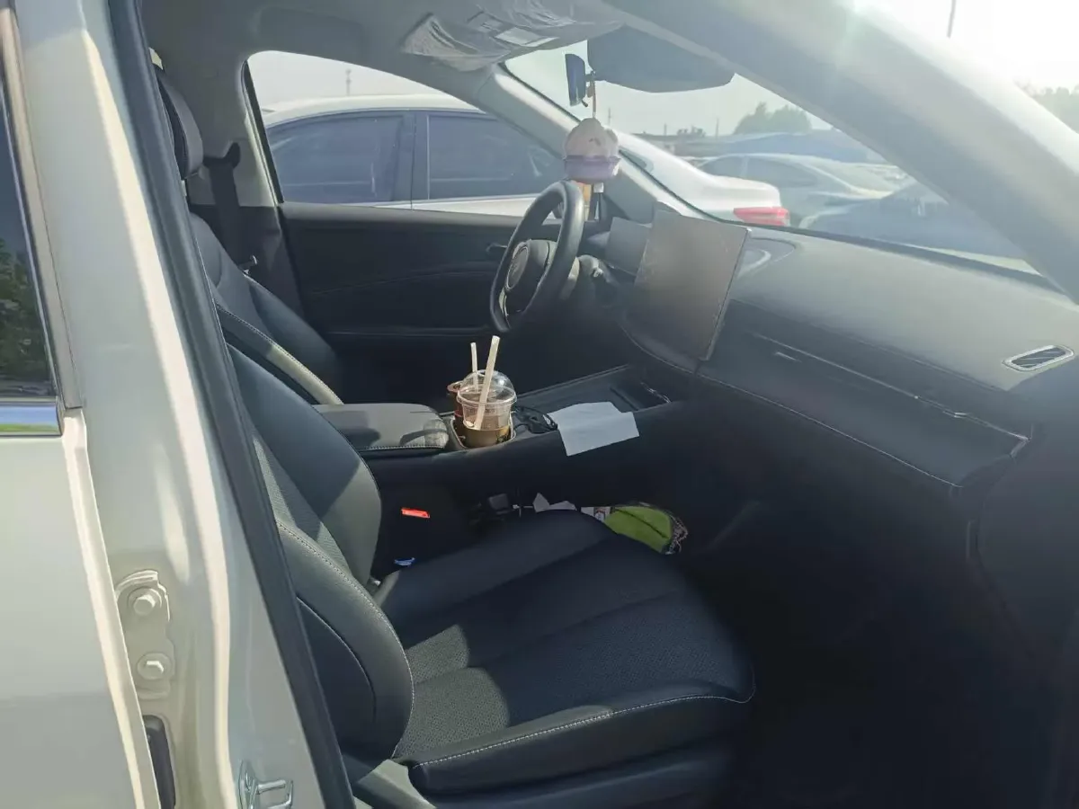 2024 MAXUS Interstellar 2.0T 143HP L4 6AT,autocango,china used car exporter,china ev exporter,chinese used car exporter,chinese used ev exporter