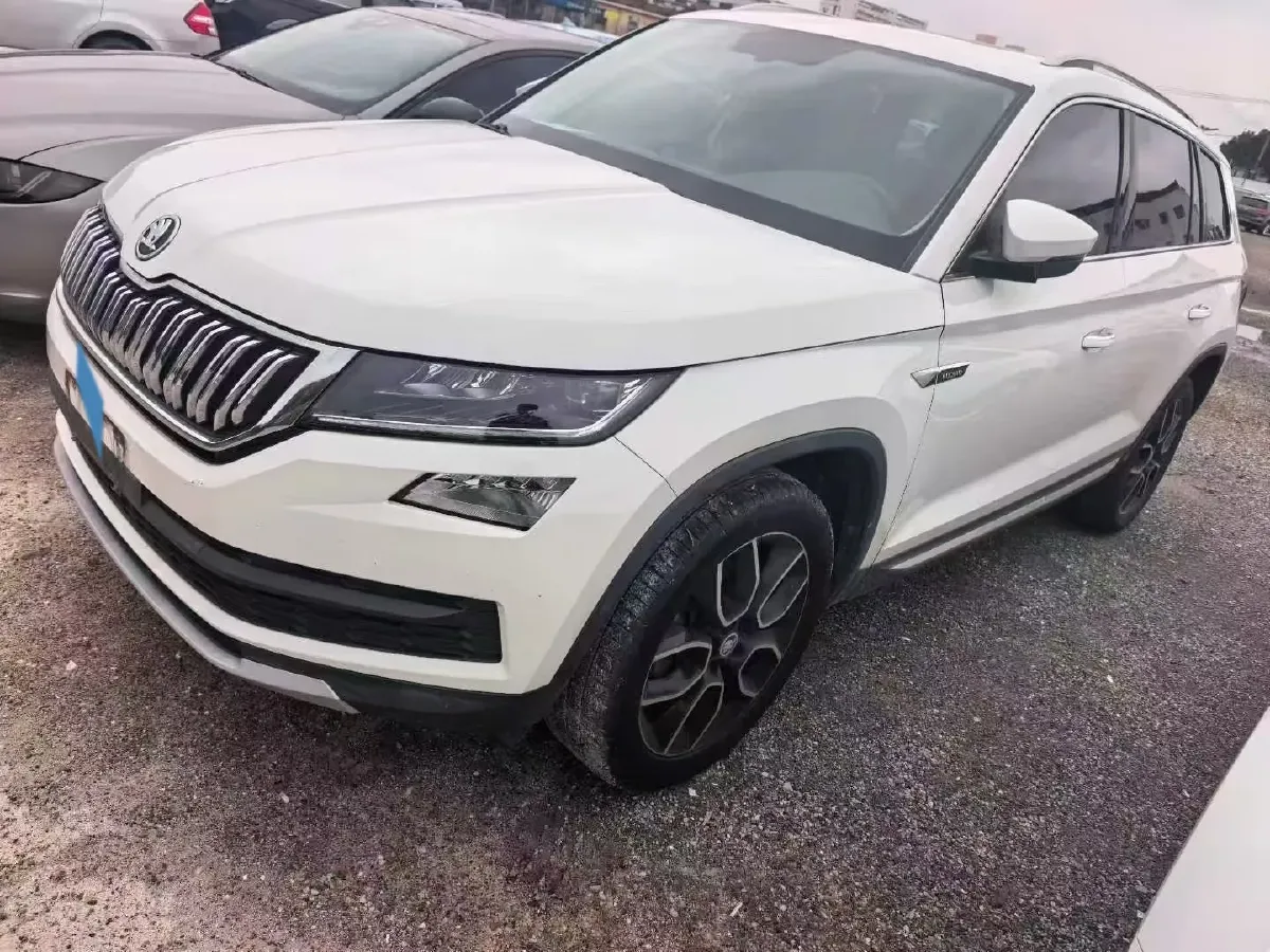 2019 Skoda Kodiak GT 2.0T 220HP L4 7DCT,autocango,china used car exporter,china ev exporter,chinese used car exporter,chinese used ev exporter