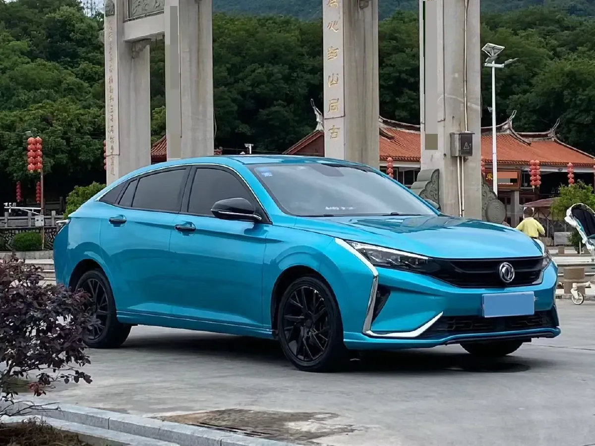 2020 DongFeng Aeolus YiXuan 1.5T 150HP L4 6DCT,autocango,china used car exporter,china ev exporter,chinese used car exporter,chinese used ev exporter