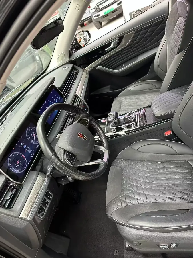 2022 HongQi HS5 2.0T 224HP L4 6AT,autocango,china used car exporter,china ev exporter,chinese used car exporter,chinese used ev exporter