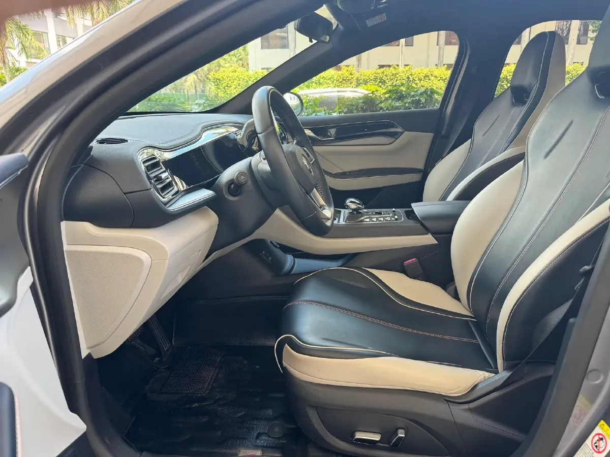 2021 Haval F7 1.5T 169HP L4 7DCT,autocango,china used car exporter,china ev exporter,chinese used car exporter,chinese used ev exporter