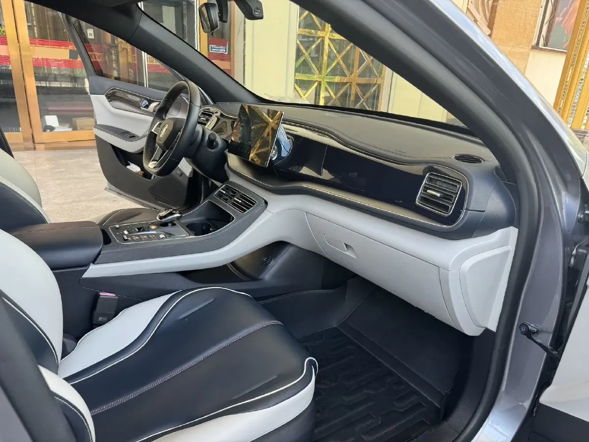 2021 Haval F7 1.5T 169HP L4 7DCT,autocango,china used car exporter,china ev exporter,chinese used car exporter,chinese used ev exporter