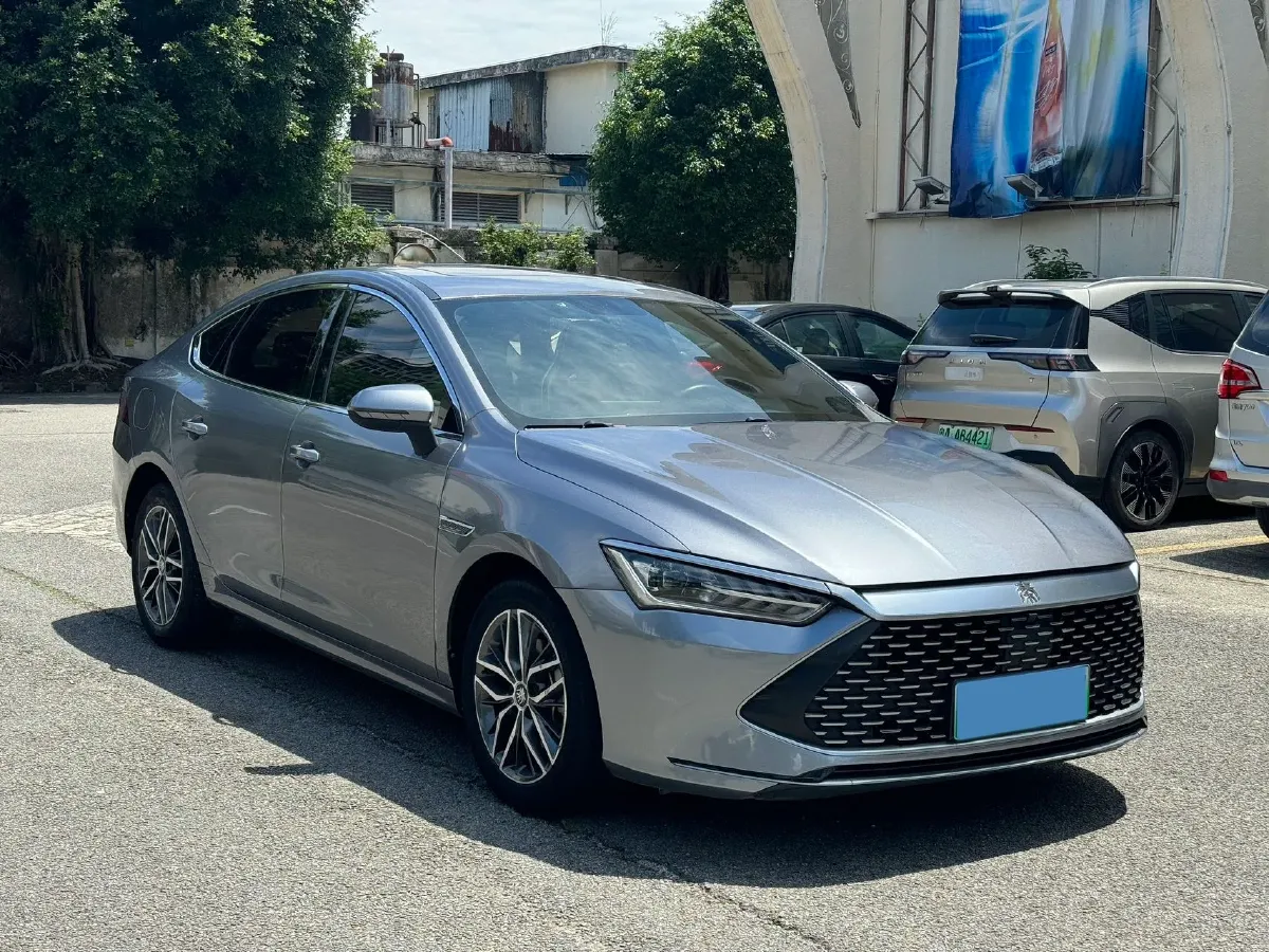 2021 Haval F7 1.5T 169HP L4 7DCT,autocango,china used car exporter,china ev exporter,chinese used car exporter,chinese used ev exporter