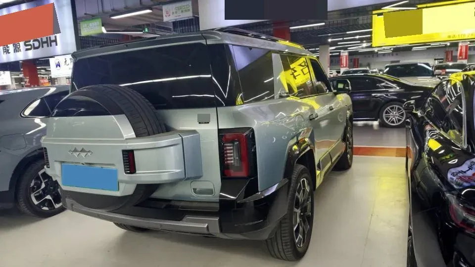 2025 FangChengBao Bao 8 2.0T 245HP L4 E-CVT PHEV 36.8KWH,autocango,china used car exporter,china ev exporter,chinese used car exporter,chinese used ev exporter