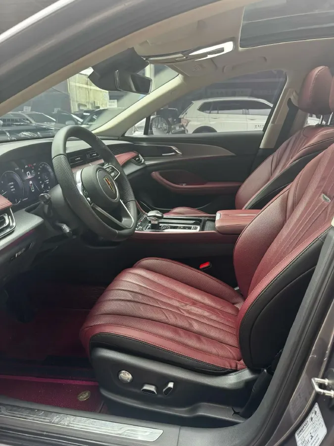 2023 HongQi H5 2.0T 224HP L4 8AT,autocango,china used car exporter,china ev exporter,chinese used car exporter,chinese used ev exporter