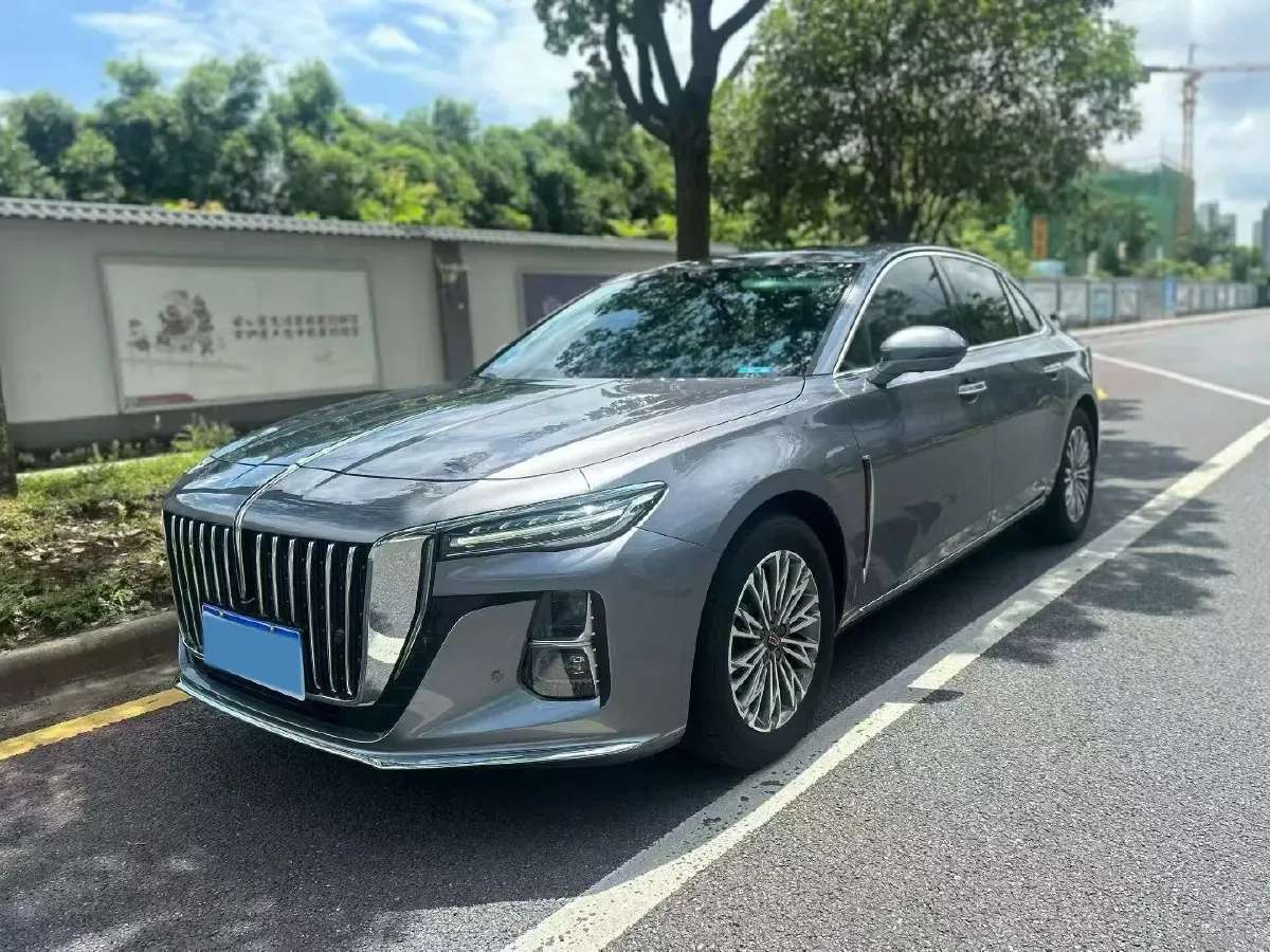 2023 HongQi H5 2.0T 224HP L4 8AT,autocango,china used car exporter,china ev exporter,chinese used car exporter,chinese used ev exporter