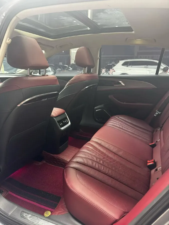 2023 HongQi H5 2.0T 224HP L4 8AT,autocango,china used car exporter,china ev exporter,chinese used car exporter,chinese used ev exporter