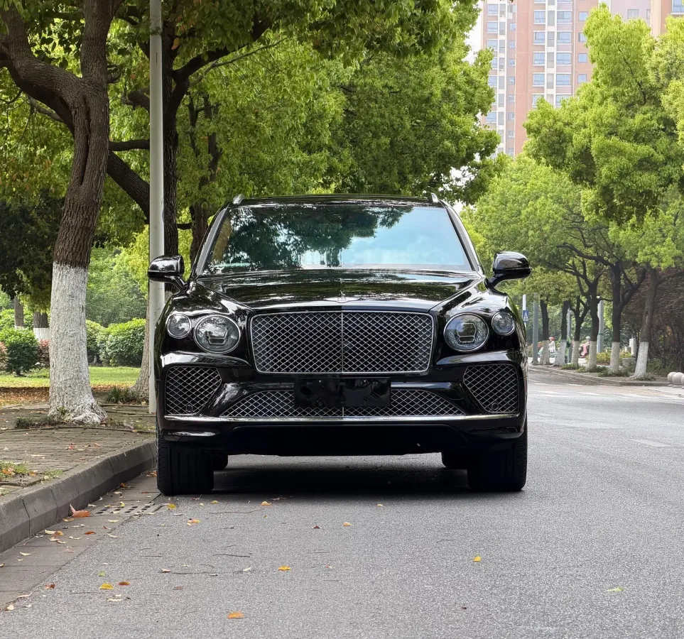 2022 Bentley Bentayga 4.0T 550HP V8 8AT,autocango,china used car exporter,china ev exporter,chinese used car exporter,chinese used ev exporter