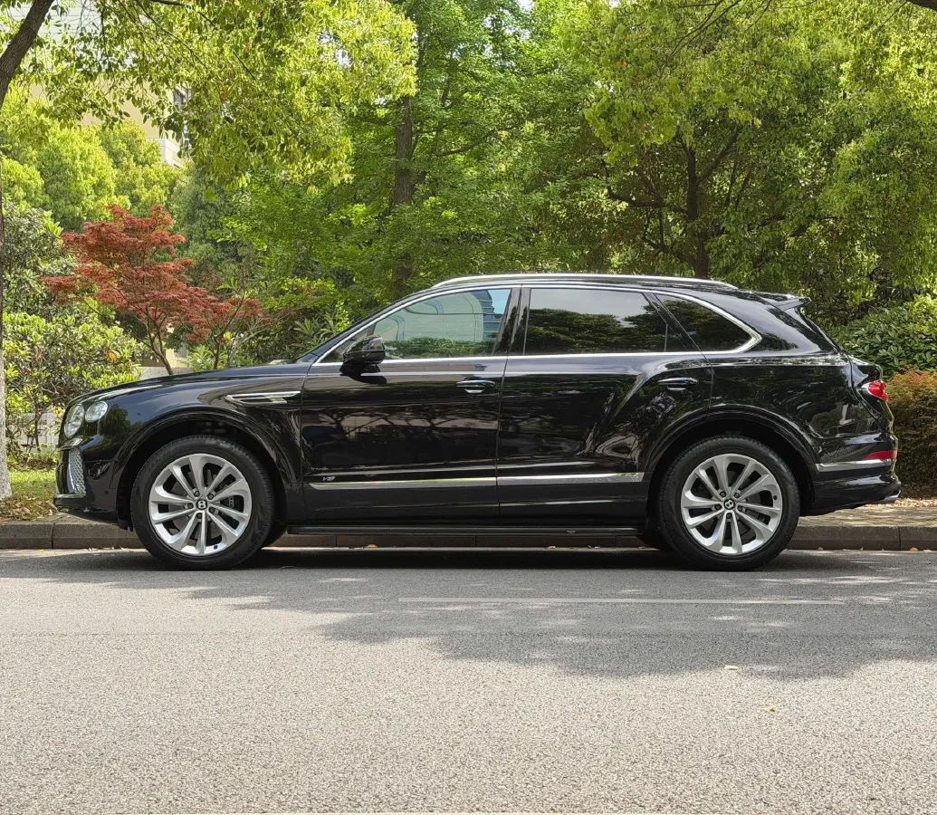 2022 Bentley Bentayga 4.0T 550HP V8 8AT,autocango,china used car exporter,china ev exporter,chinese used car exporter,chinese used ev exporter