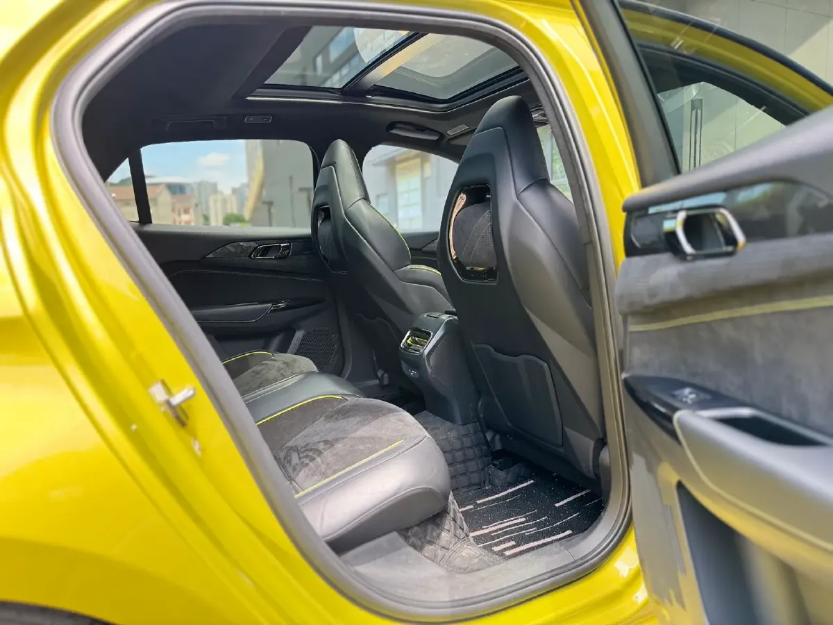 2020 LYNK&CO 03 2.0T 254HP L4 8AT,autocango,china used car exporter,china ev exporter,chinese used car exporter,chinese used ev exporter