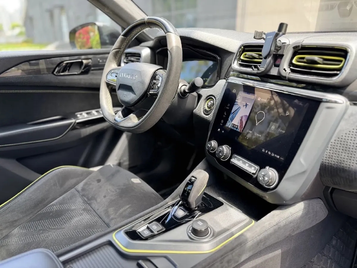 2020 LYNK&CO 03 2.0T 254HP L4 8AT,autocango,china used car exporter,china ev exporter,chinese used car exporter,chinese used ev exporter