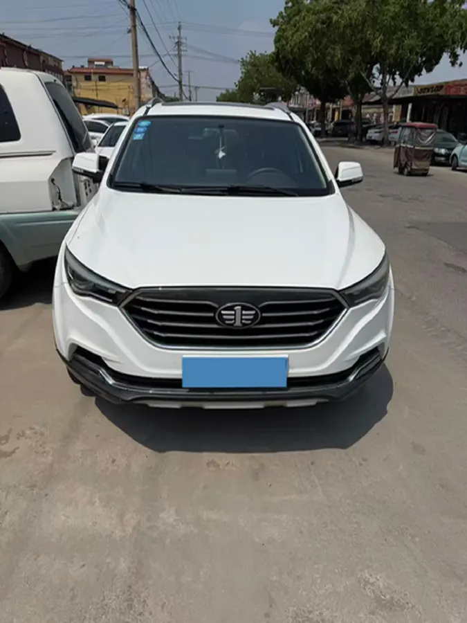 2017 Bestune X40 1.6L 114HP L4 5MT,autocango,china used car exporter,china ev exporter,chinese used car exporter,chinese used ev exporter