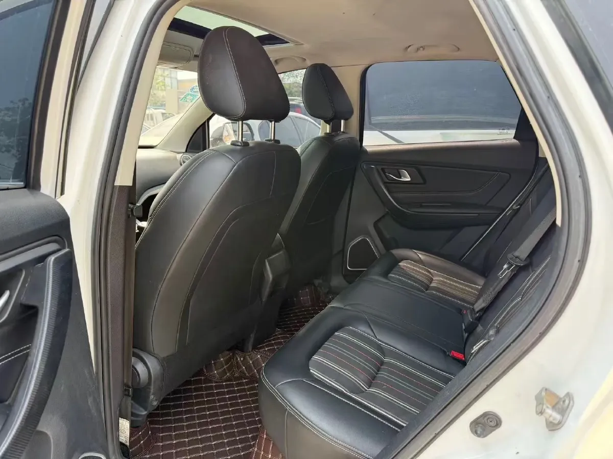 2017 Bestune X40 1.6L 114HP L4 5MT,autocango,china used car exporter,china ev exporter,chinese used car exporter,chinese used ev exporter