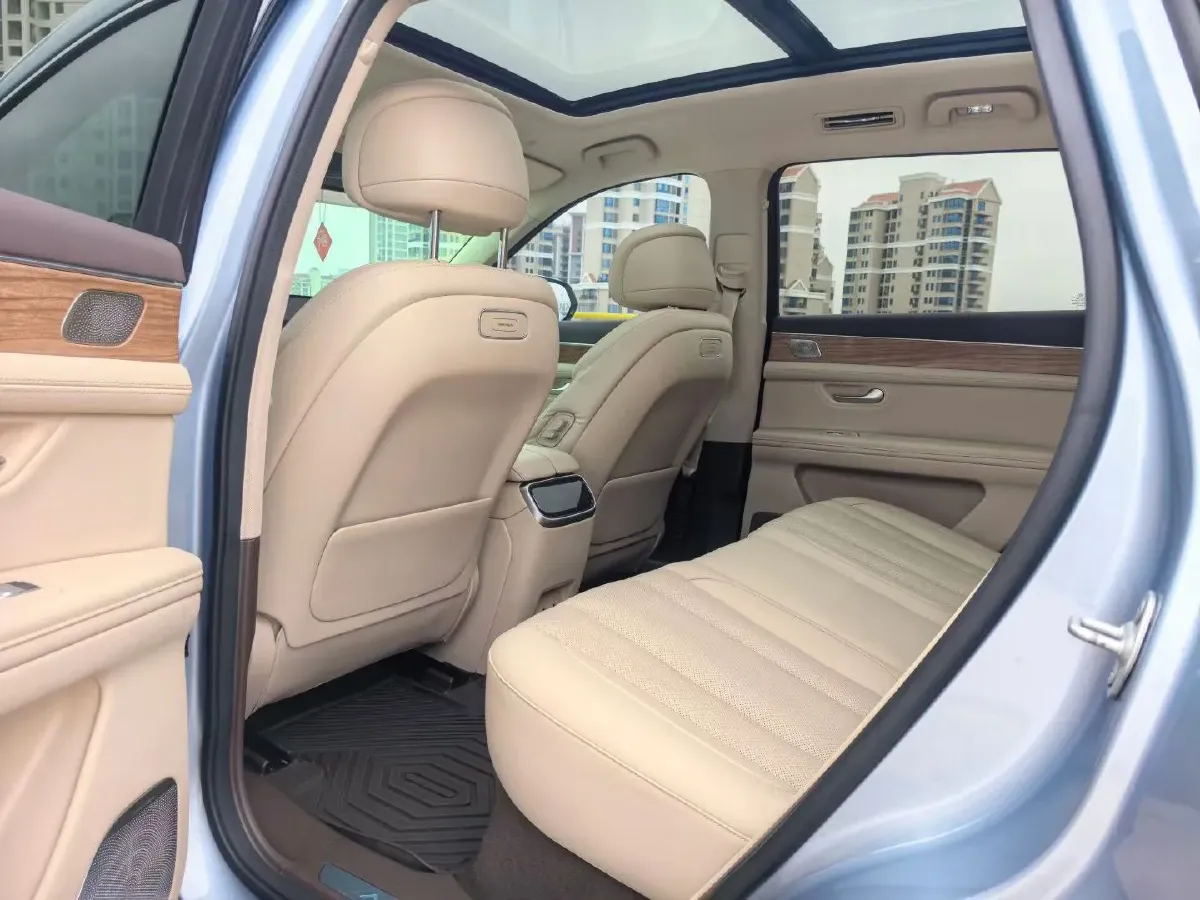 2024 AITO AITO M7 1.5T 152HP L4 REEV 42KWH,autocango,china used car exporter,china ev exporter,chinese used car exporter,chinese used ev exporter