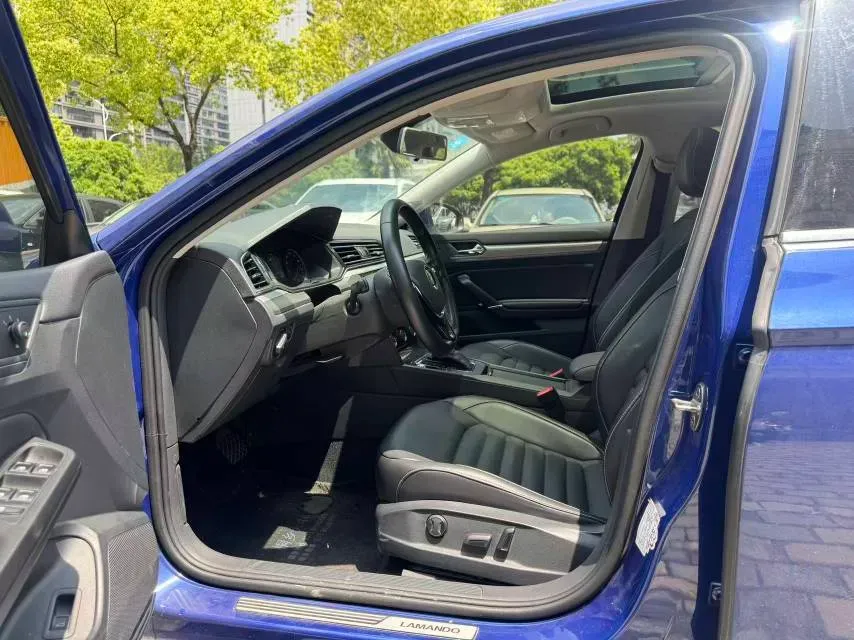 2019 Volkswagen Passat 1.4T 150HP L4 7DCT,autocango,china used car exporter,china ev exporter,chinese used car exporter,chinese used ev exporter