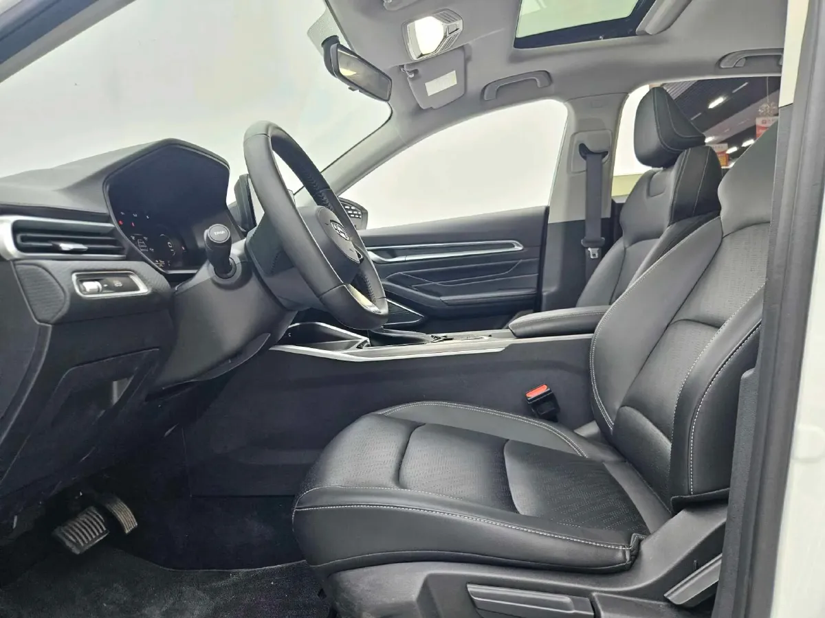2022 Geely Emgrand 1.5L 114HP L4 CVT,autocango,china used car exporter,china ev exporter,chinese used car exporter,chinese used ev exporter