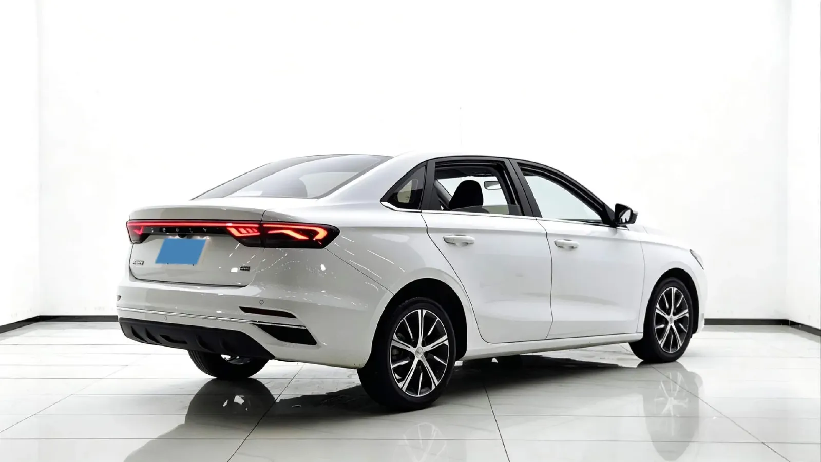 2022 Geely Emgrand 1.5L 114HP L4 CVT,autocango,china used car exporter,china ev exporter,chinese used car exporter,chinese used ev exporter