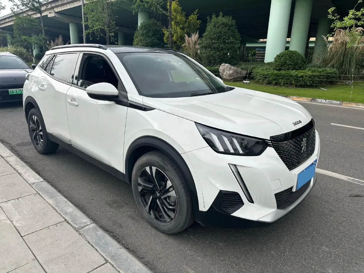 2022 Peugeot 2008 1.2T 136HP L3 6DCT,autocango,china used car exporter,china ev exporter,chinese used car exporter,chinese used ev exporter