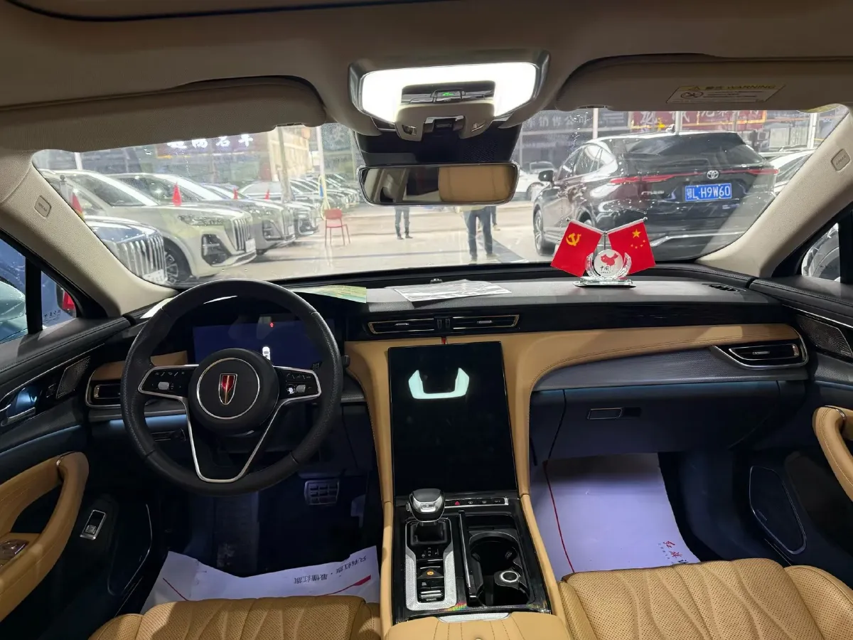 2023 HongQi H5 2.0T 224HP L4 8AT,autocango,china used car exporter,china ev exporter,chinese used car exporter,chinese used ev exporter