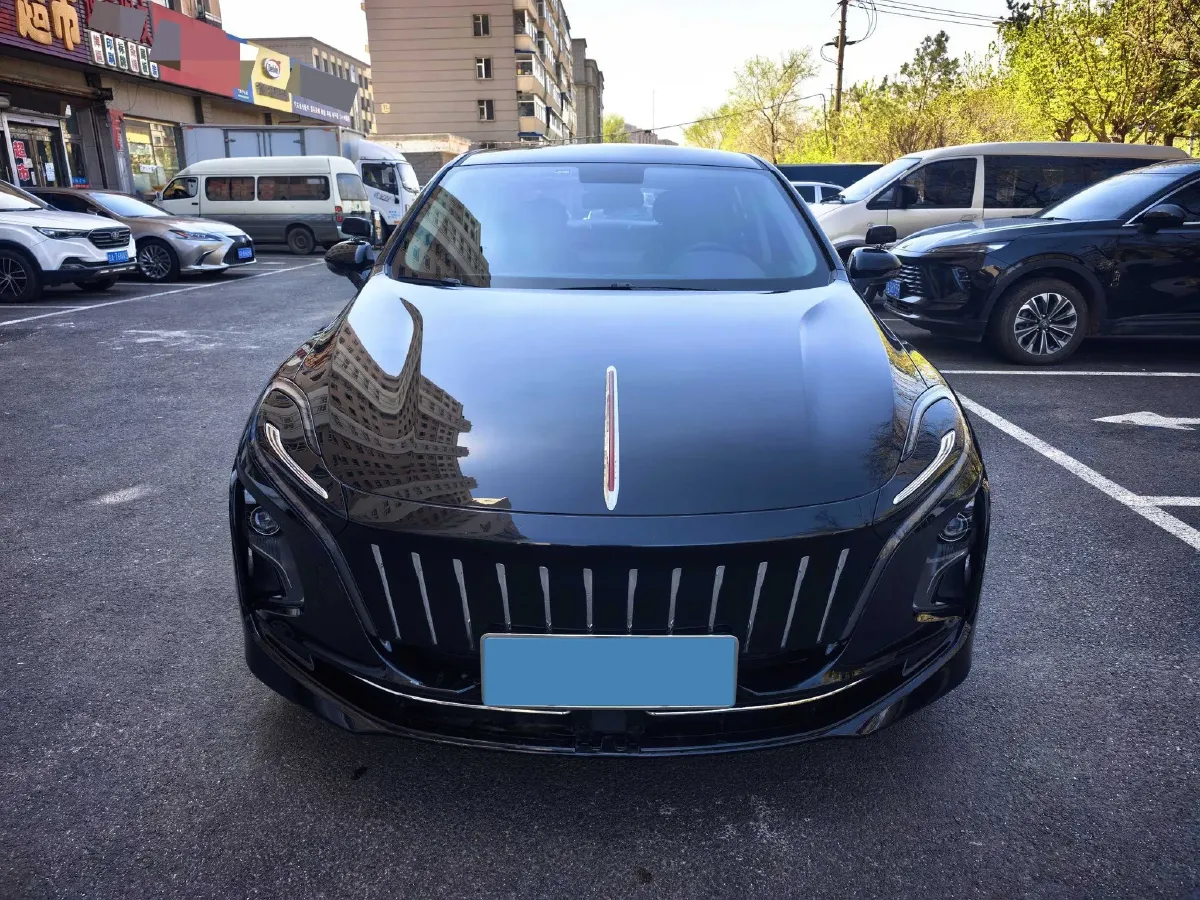 2024 HongQi E-QM5 BEV 72KWH,autocango,china used car exporter,china ev exporter,chinese used car exporter,chinese used ev exporter