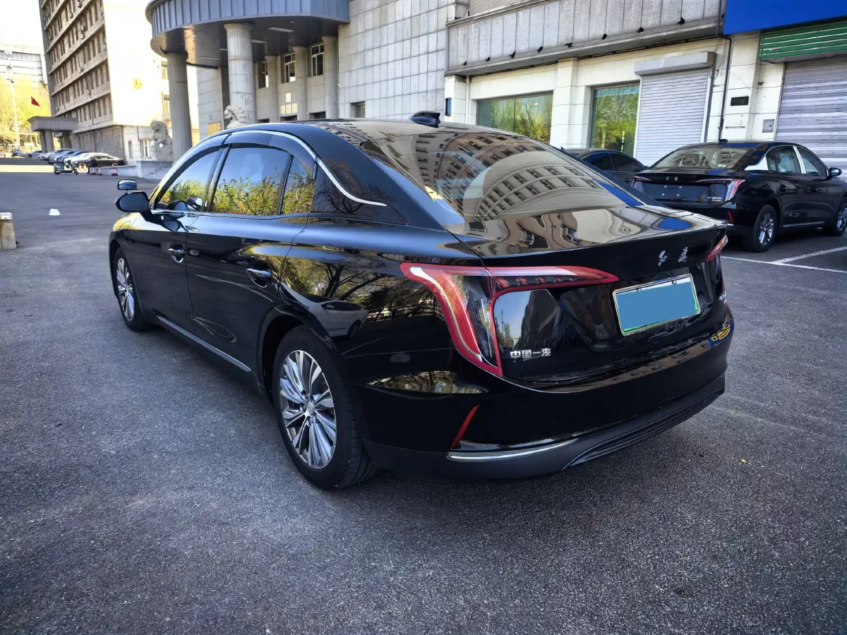 2024 HongQi E-QM5 BEV 72KWH,autocango,china used car exporter,china ev exporter,chinese used car exporter,chinese used ev exporter