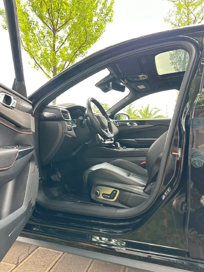 2019 LYNK&CO 01 2.0T 190HP L4 6AT,autocango,china used car exporter,china ev exporter,chinese used car exporter,chinese used ev exporter