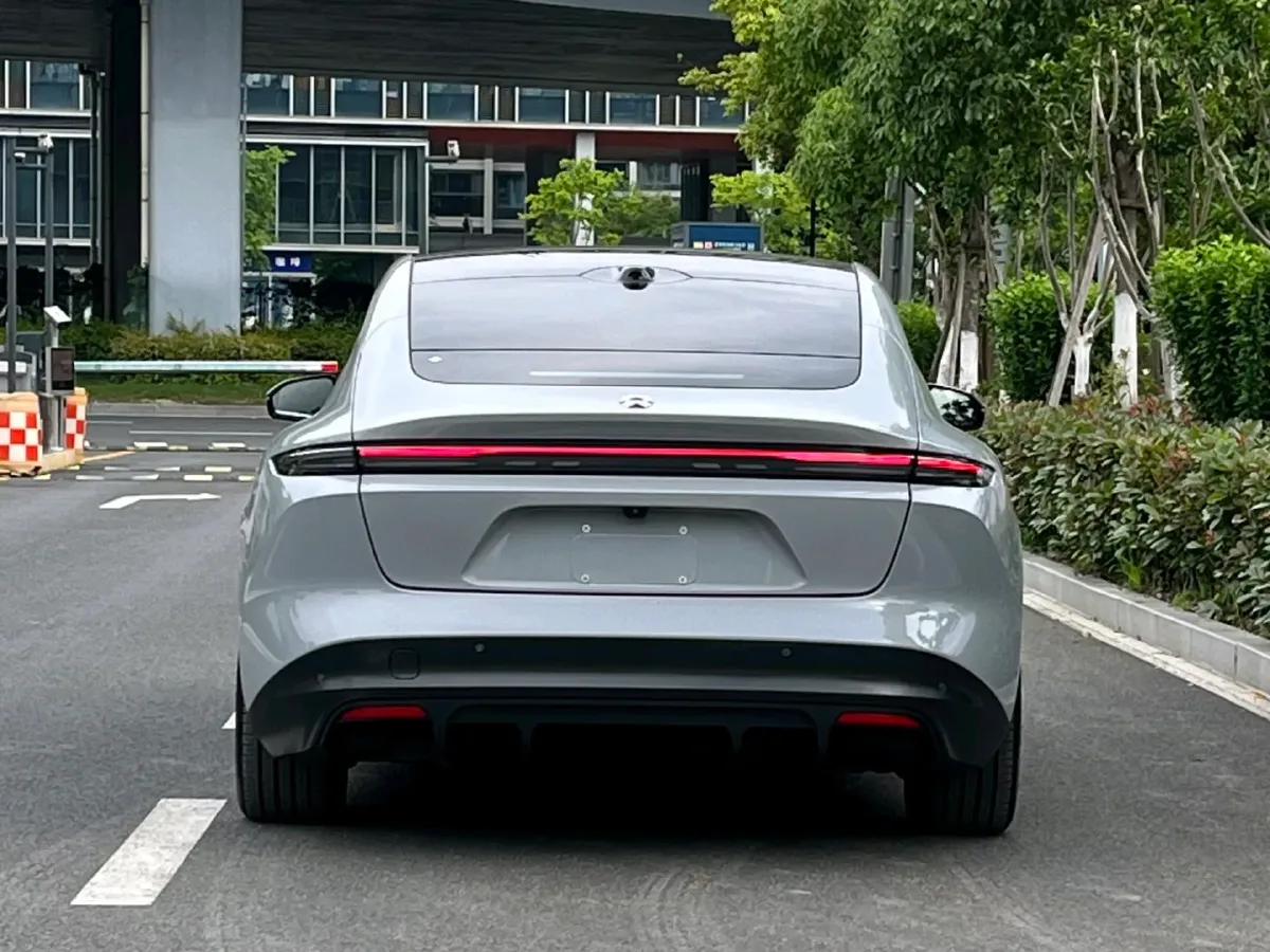 2024 NIO ET5 BEV 75KWH,autocango,china used car exporter,china ev exporter,chinese used car exporter,chinese used ev exporter