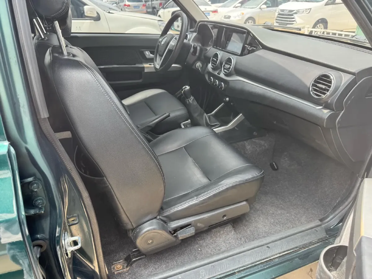 2019 Dongfeng RuiQi 6 2.5T 140HP L4 5MT,autocango,china used car exporter,china ev exporter,chinese used car exporter,chinese used ev exporter