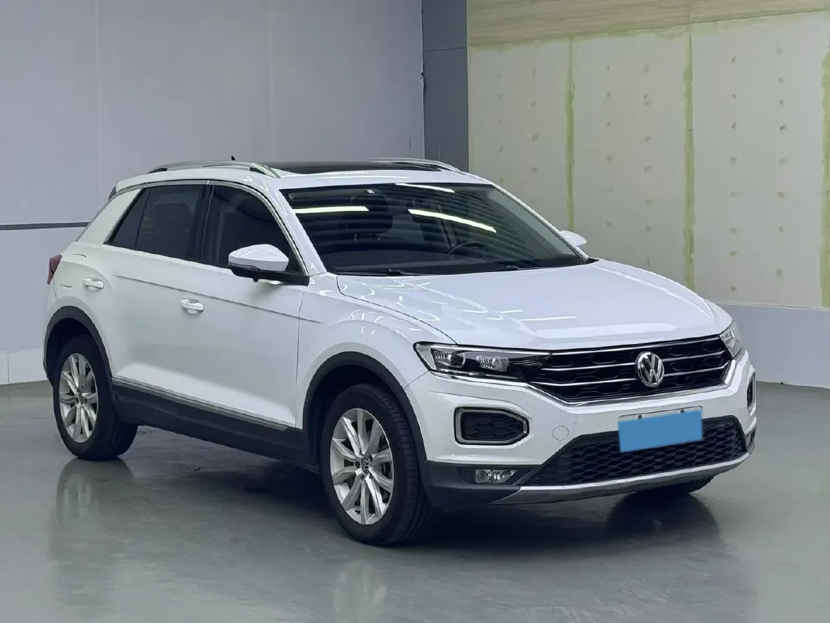 2020 Volkswagen T-Roc 1.4T 150HP L4 7DCT,autocango,china used car exporter,china ev exporter,chinese used car exporter,chinese used ev exporter