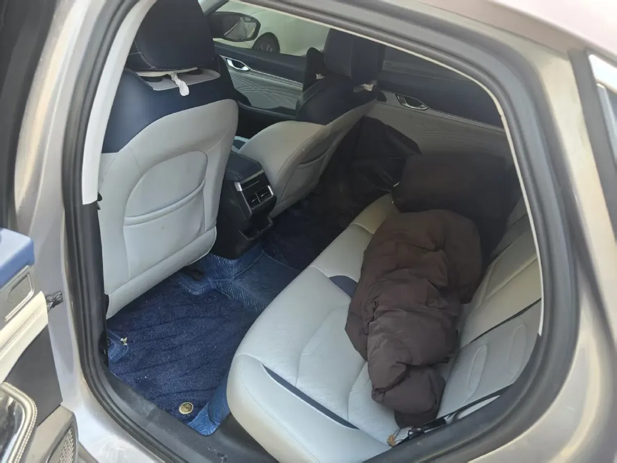 2021 Geely Preface 2.0T 190HP L4 7DCT,autocango,china used car exporter,china ev exporter,chinese used car exporter,chinese used ev exporter