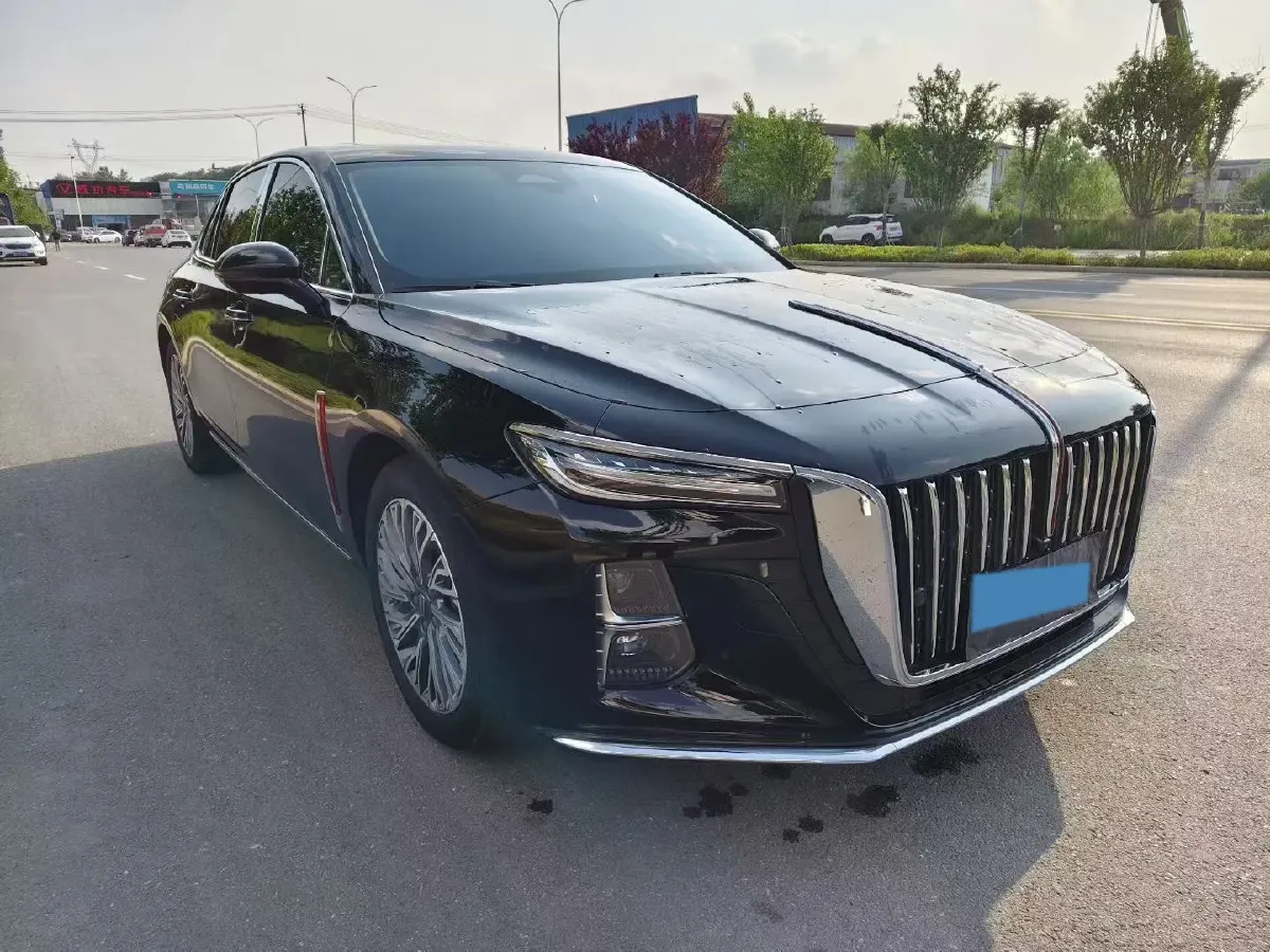 2023 HongQi H5 2.0T 224HP L4 8AT,autocango,china used car exporter,china ev exporter,chinese used car exporter,chinese used ev exporter