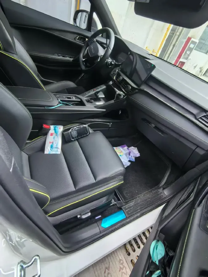 2023 LYNK&CO 06 1.5T 181HP L4 7DCT,autocango,china used car exporter,china ev exporter,chinese used car exporter,chinese used ev exporter