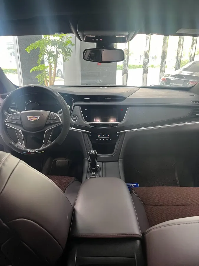 2022 Cadillac XT5 2.0T 237HP L4 9AT,autocango,china used car exporter,china ev exporter,chinese used car exporter,chinese used ev exporter