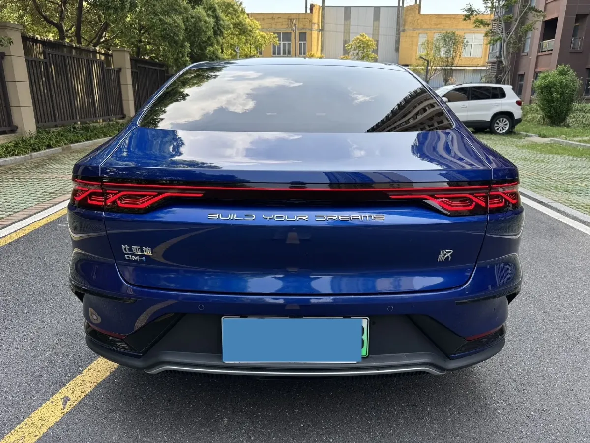 2022 Volkswagen Tiguan L 2.0T 186HP L4 7DCT,autocango,china used car exporter,china ev exporter,chinese used car exporter,chinese used ev exporter
