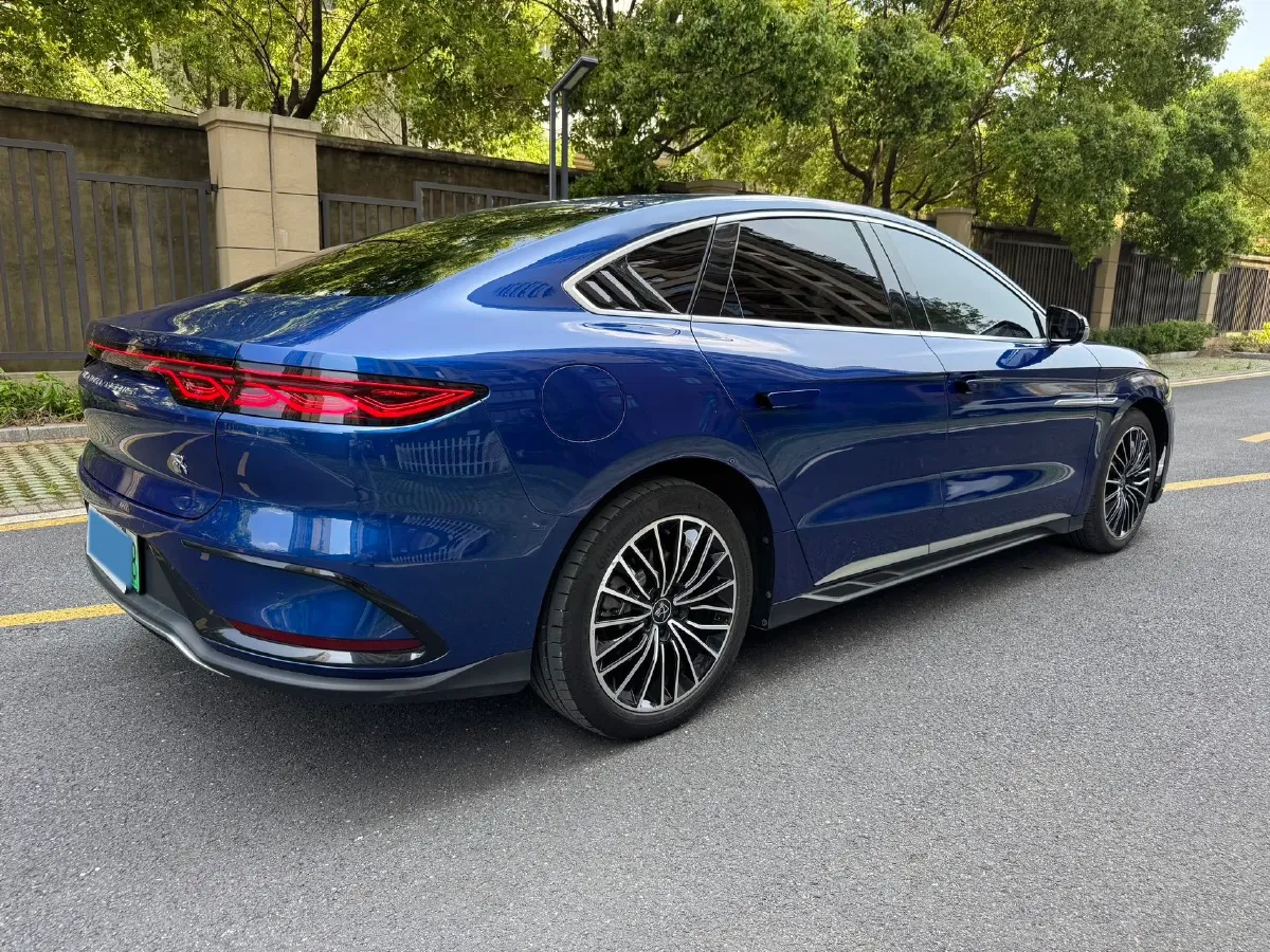 2022 Volkswagen Tiguan L 2.0T 186HP L4 7DCT,autocango,china used car exporter,china ev exporter,chinese used car exporter,chinese used ev exporter