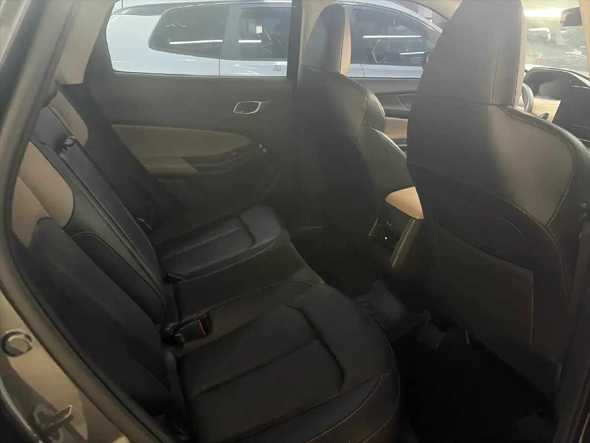 2022 ChangAn CS55 Plus 1.5T 188HP L4 7DCT,autocango,china used car exporter,china ev exporter,chinese used car exporter,chinese used ev exporter