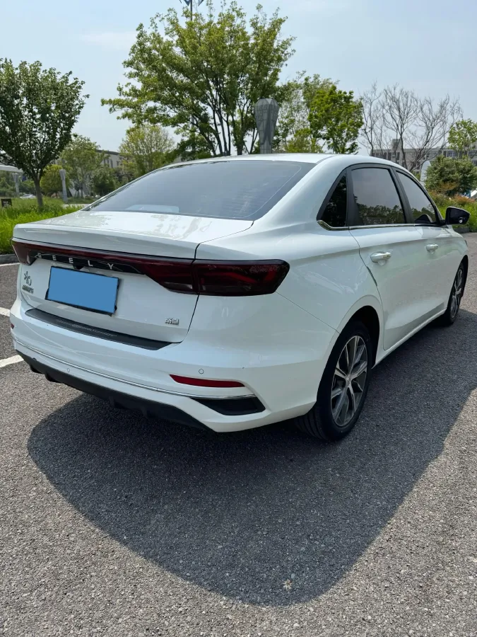 2022 Geely Emgrand 1.5L 114HP L4 CVT,autocango,china used car exporter,china ev exporter,chinese used car exporter,chinese used ev exporter