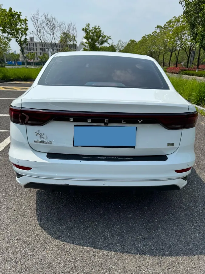 2022 Geely Emgrand 1.5L 114HP L4 CVT,autocango,china used car exporter,china ev exporter,chinese used car exporter,chinese used ev exporter