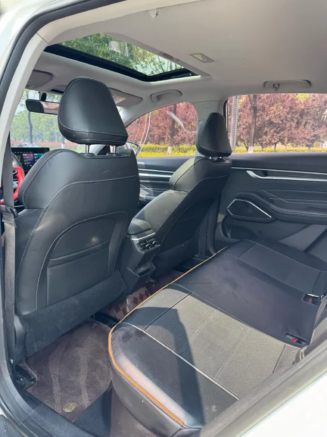 2022 Geely Emgrand 1.5L 114HP L4 CVT,autocango,china used car exporter,china ev exporter,chinese used car exporter,chinese used ev exporter