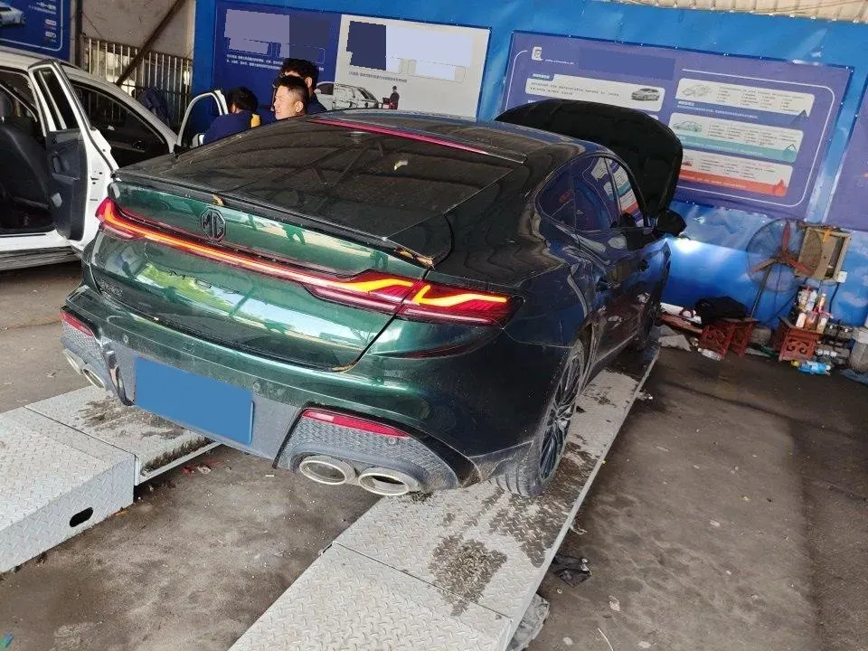 2023 MG 7 2.0T 261HP L4 9AT,autocango,china used car exporter,china ev exporter,chinese used car exporter,chinese used ev exporter