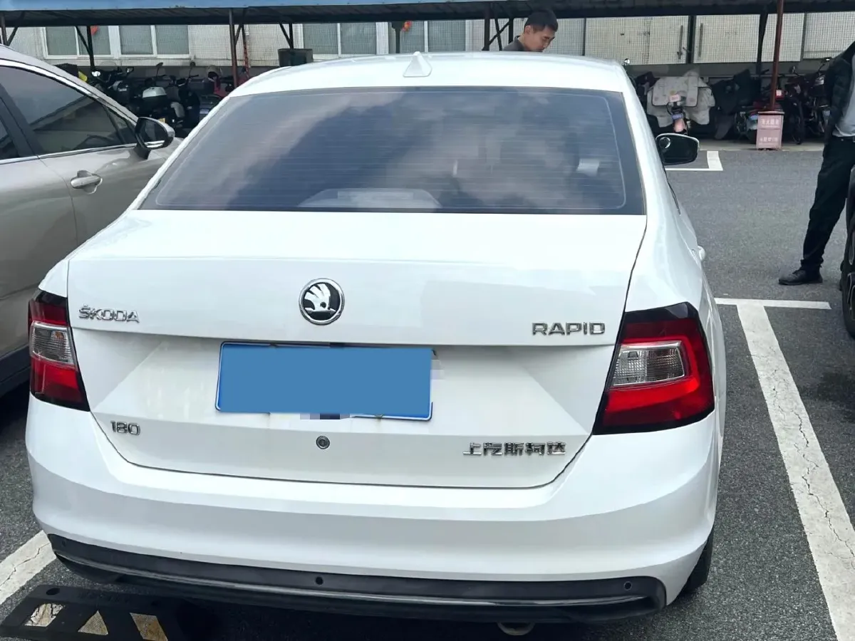 2018 Skoda Rapid 1.6L 110HP L4 6AT,autocango,china used car exporter,china ev exporter,chinese used car exporter,chinese used ev exporter