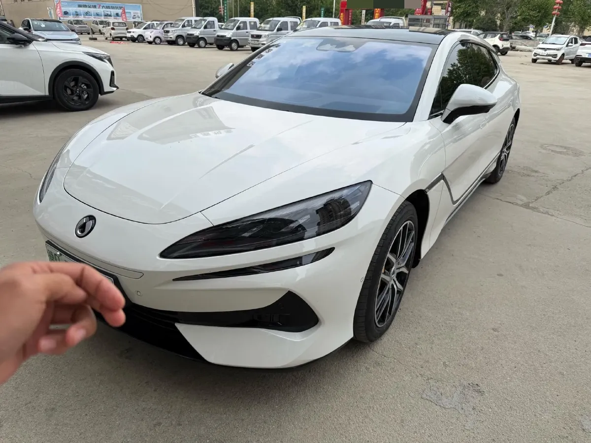 2024 Denza DenzaZ9GT 2.0T 207HP L4 E-CVT PHEV 38.5KWH,autocango,china used car exporter,china ev exporter,chinese used car exporter,chinese used ev exporter